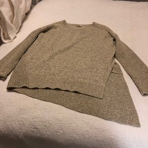 Sweater with cute slit on side-